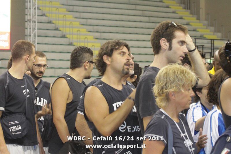 110924 sport 757_tn.jpg